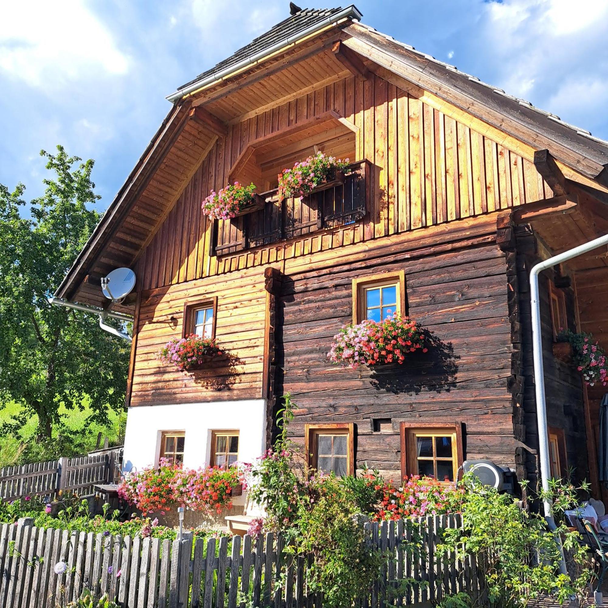 Ferienwohnung Familie Sigl - Rotlechner Sankt Peter am Kammersberg Esterno foto
